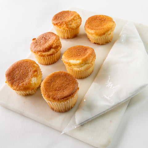 4 pk Vegan Cupcakes w/ Frosting on side