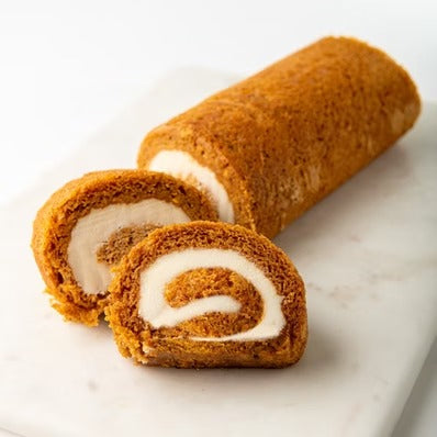 Pumpkin Roll With Cream Cheese Filling