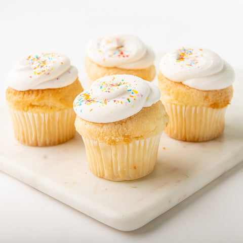 4 pack Vanilla Cupcakes With Frosting And Sprinkles  (Plant Based)